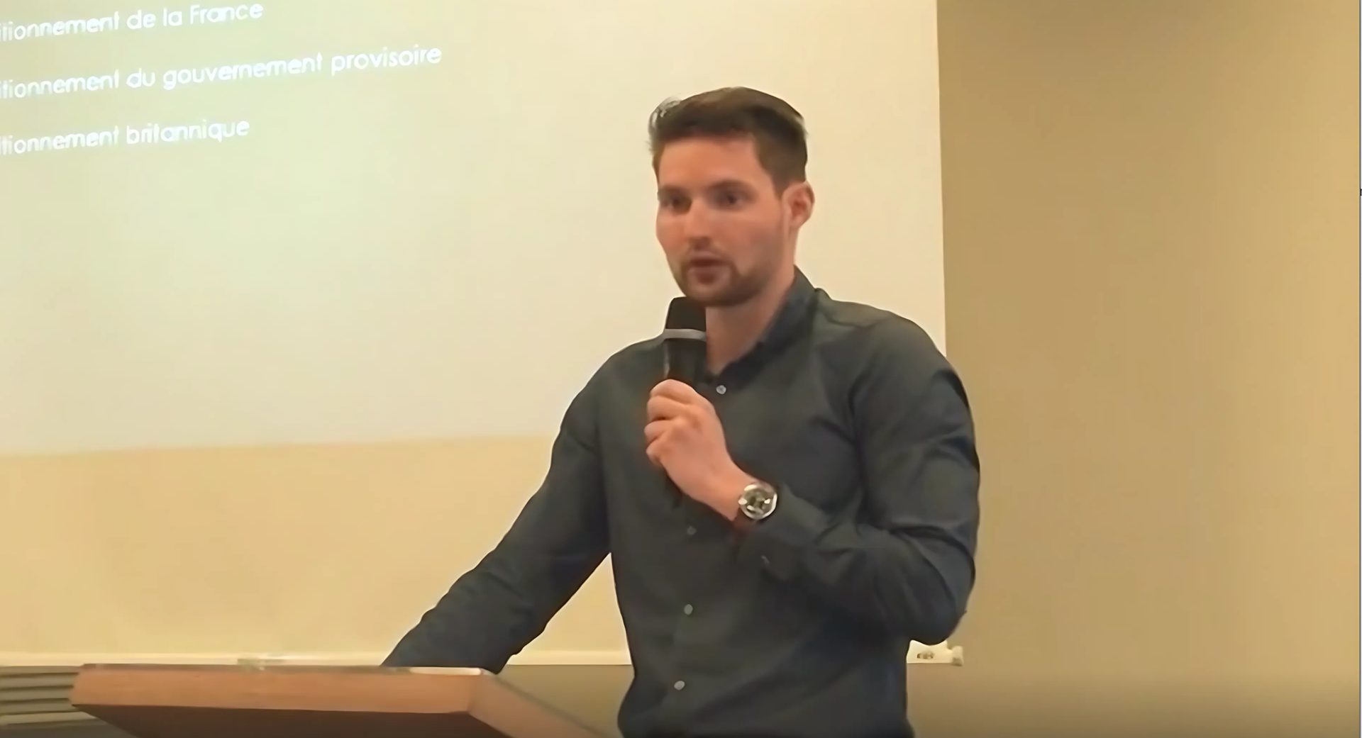 Le formateur en conférence
